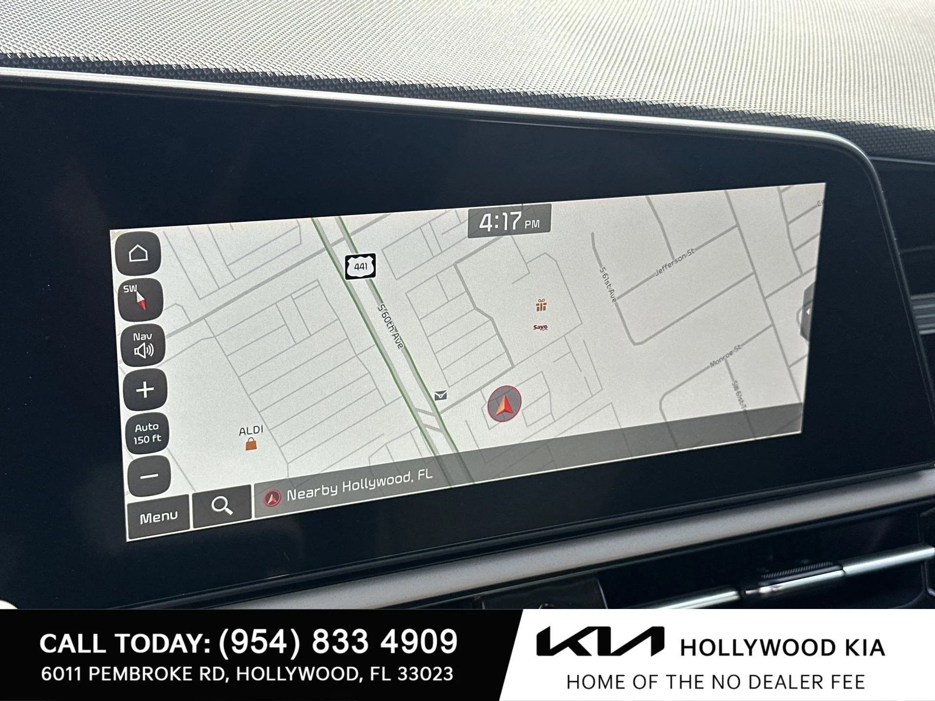 New 2025 Snow White Pearl Kia Wave image 19