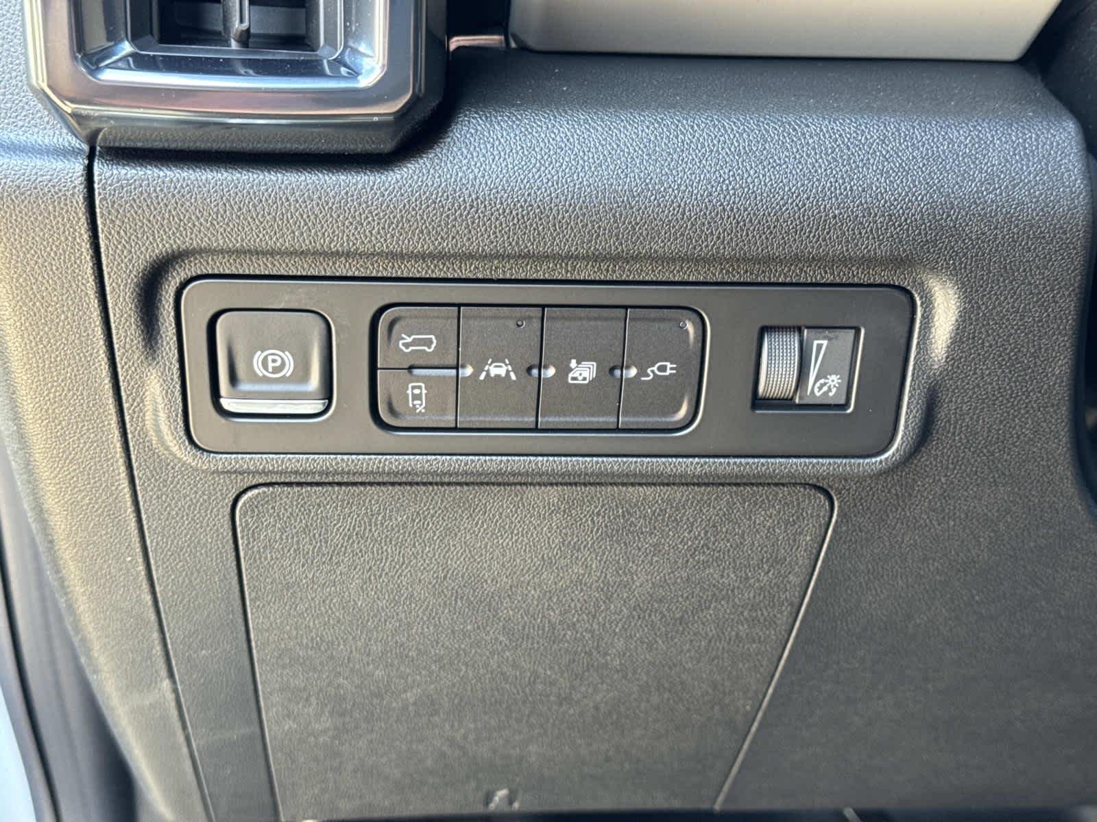 2026 GMC HUMMER EV 2X - Photo 12