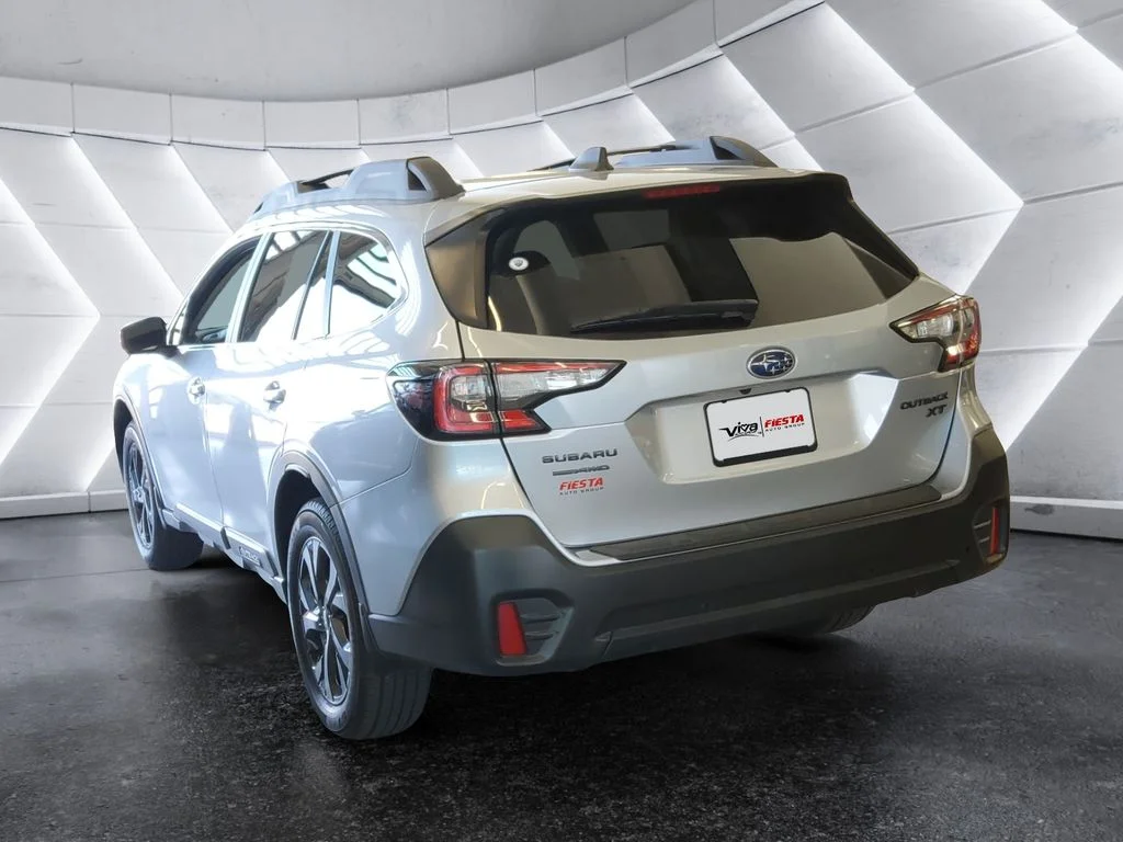 Used 2021 Silver Subaru Onyx Edition XT image 6