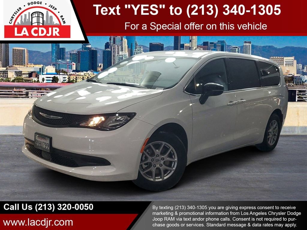 2025 Chrysler Voyager LX