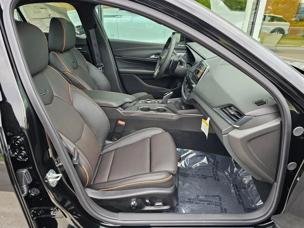 New 2025 Black Raven Cadillac V-Series image 11