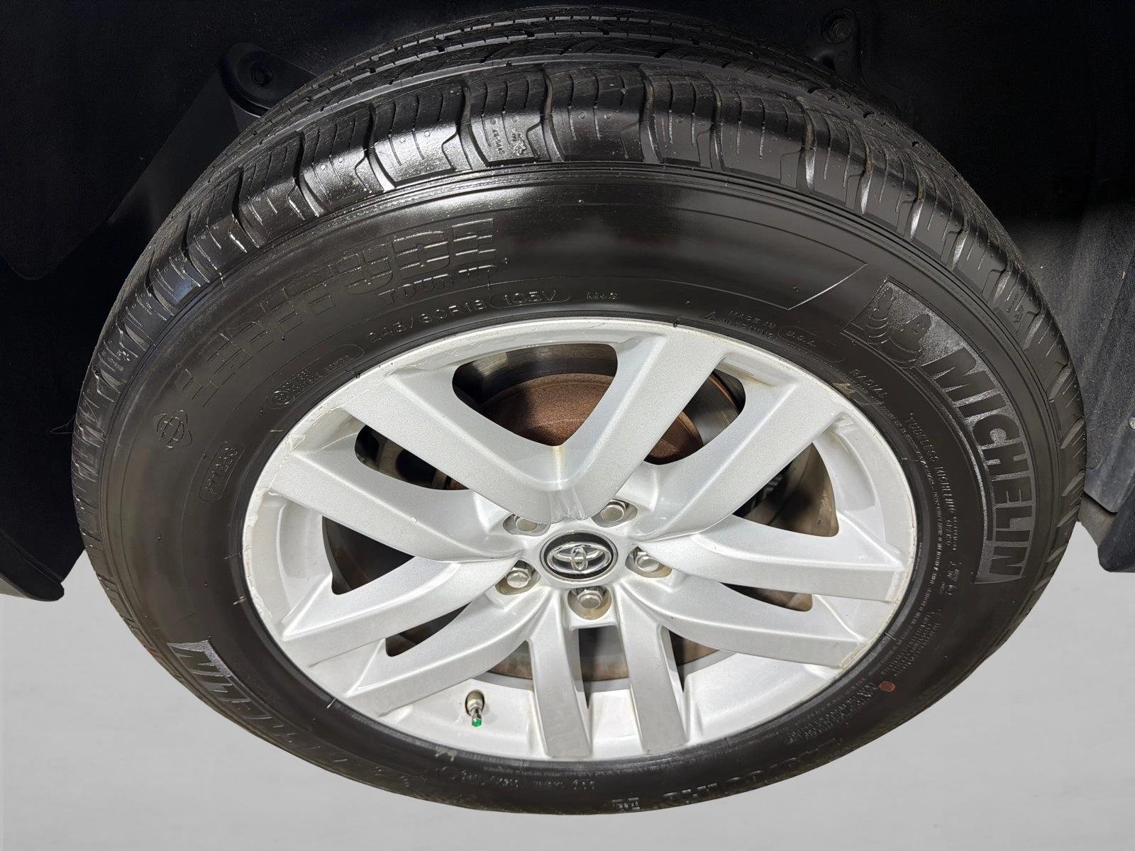 Used 2016 Predawn Gray Mica Toyota LE image 17