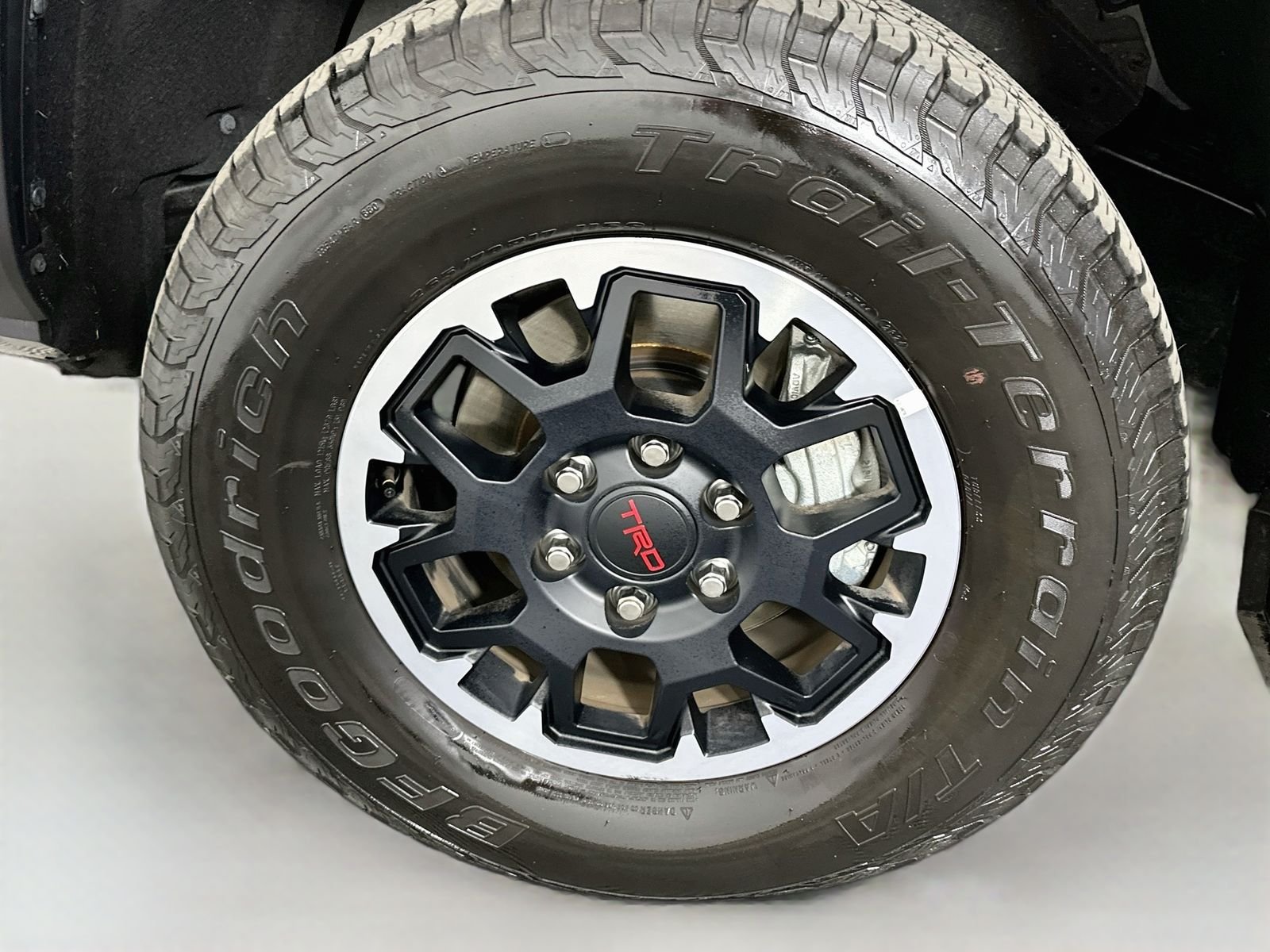 Used 2024 Underground Toyota TRD Off-Road image 32