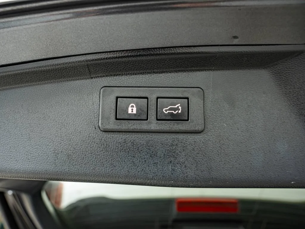 Used 2021 Magnetite Gray Metallic Subaru Touring XT image 39
