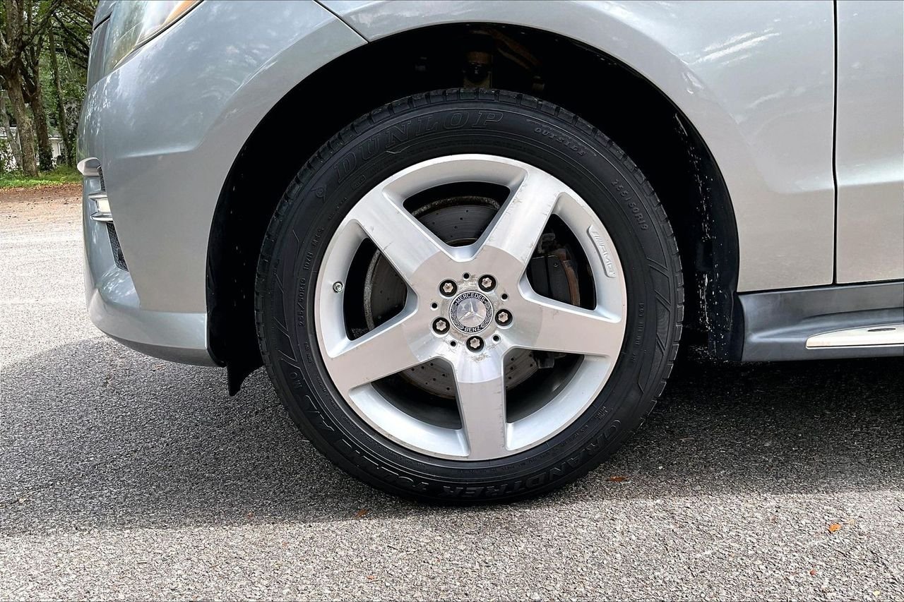 Used 2014 Silver Mercedes-Benz ML 350 image 34