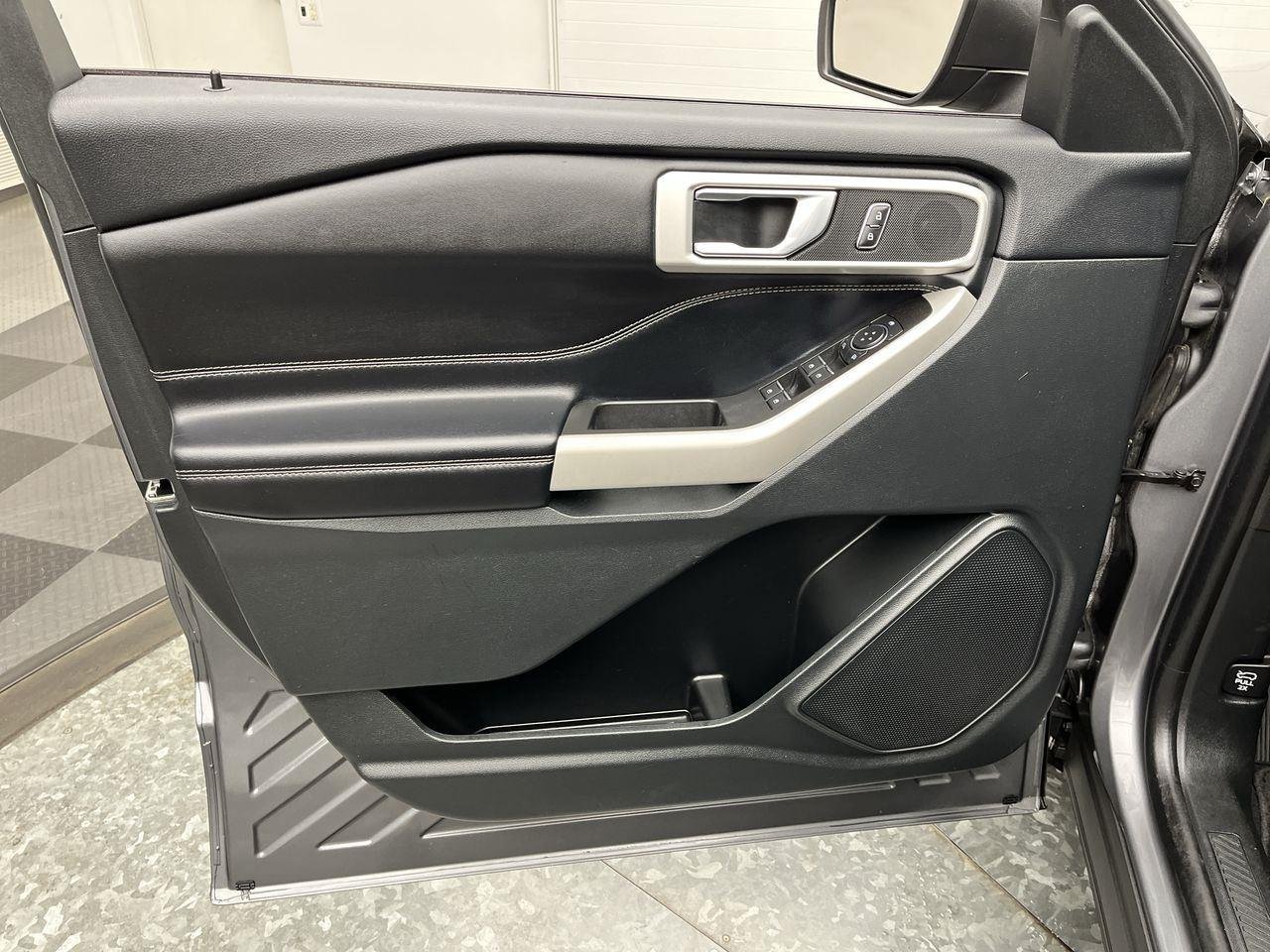Used 2022 Carbonized Gray Ford XLT image 6
