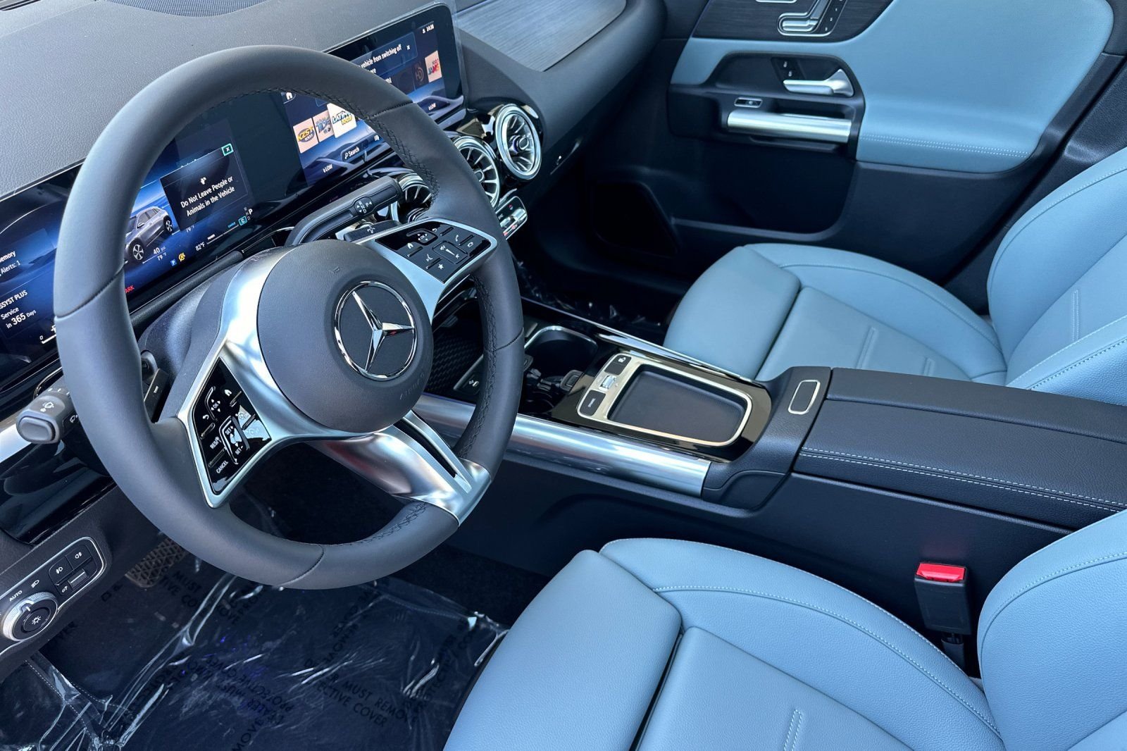 New 2026 Red Mercedes-Benz GLA 250 image 10