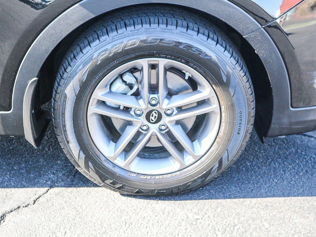 Used 2017 Black Hyundai 2.4 Base image 12