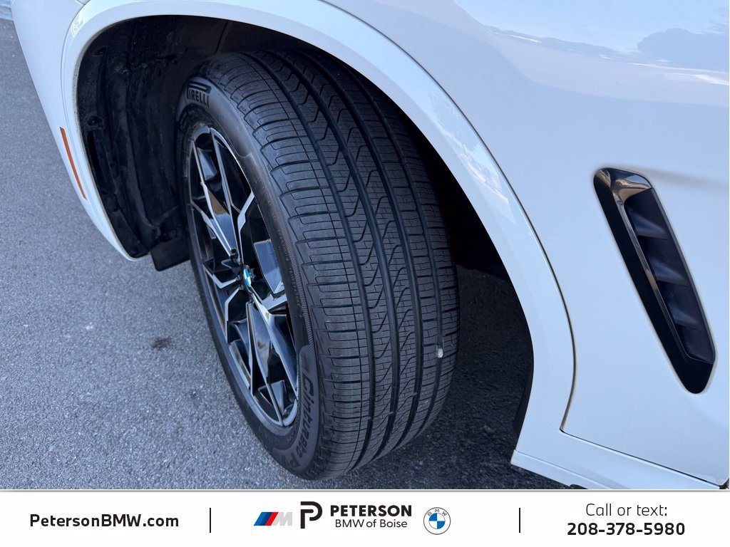 Used 2024 White BMW xDrive30i image 36