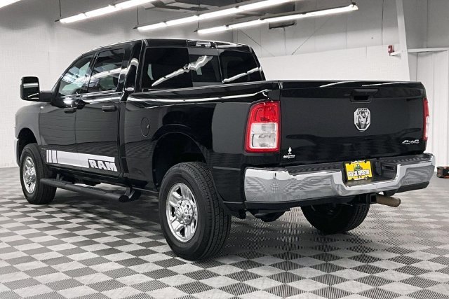 Used 2023 Diamond Black Crystal Pearlcoat Ram Tradesman image 2