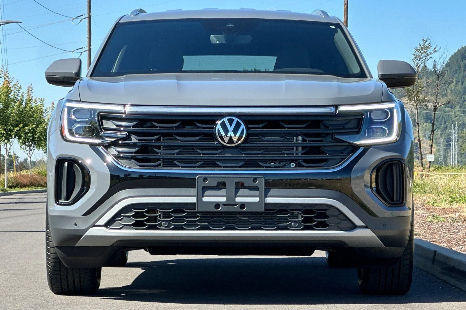 New 2026 Gray Volkswagen 2.0T SE w/Technology image 8