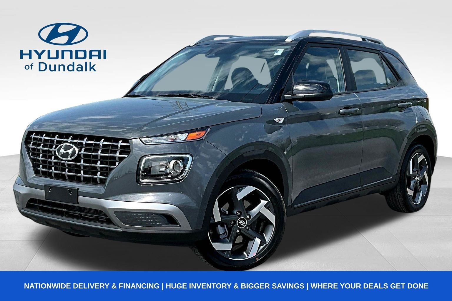 2026 Hyundai Venue SEL w/ 2-Tone Roof IVT's photo