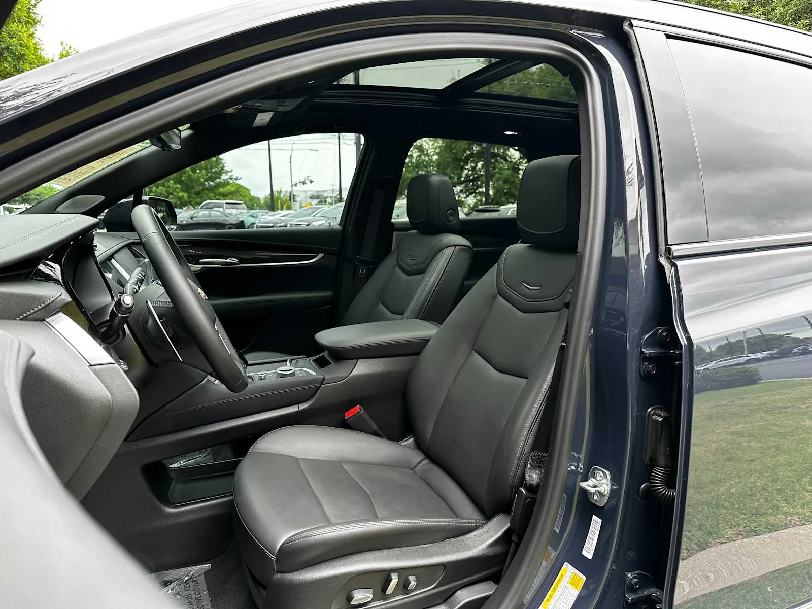 2025 Cadillac XT5 Sport - Photo 9