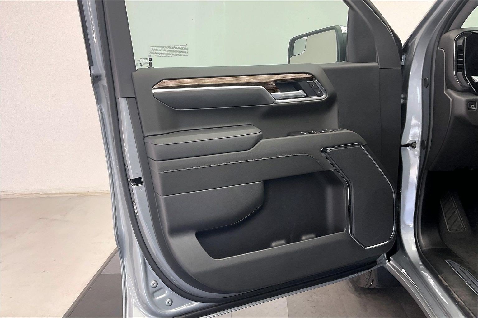 2026 GMC Sierra 1500 SLE - Photo 12