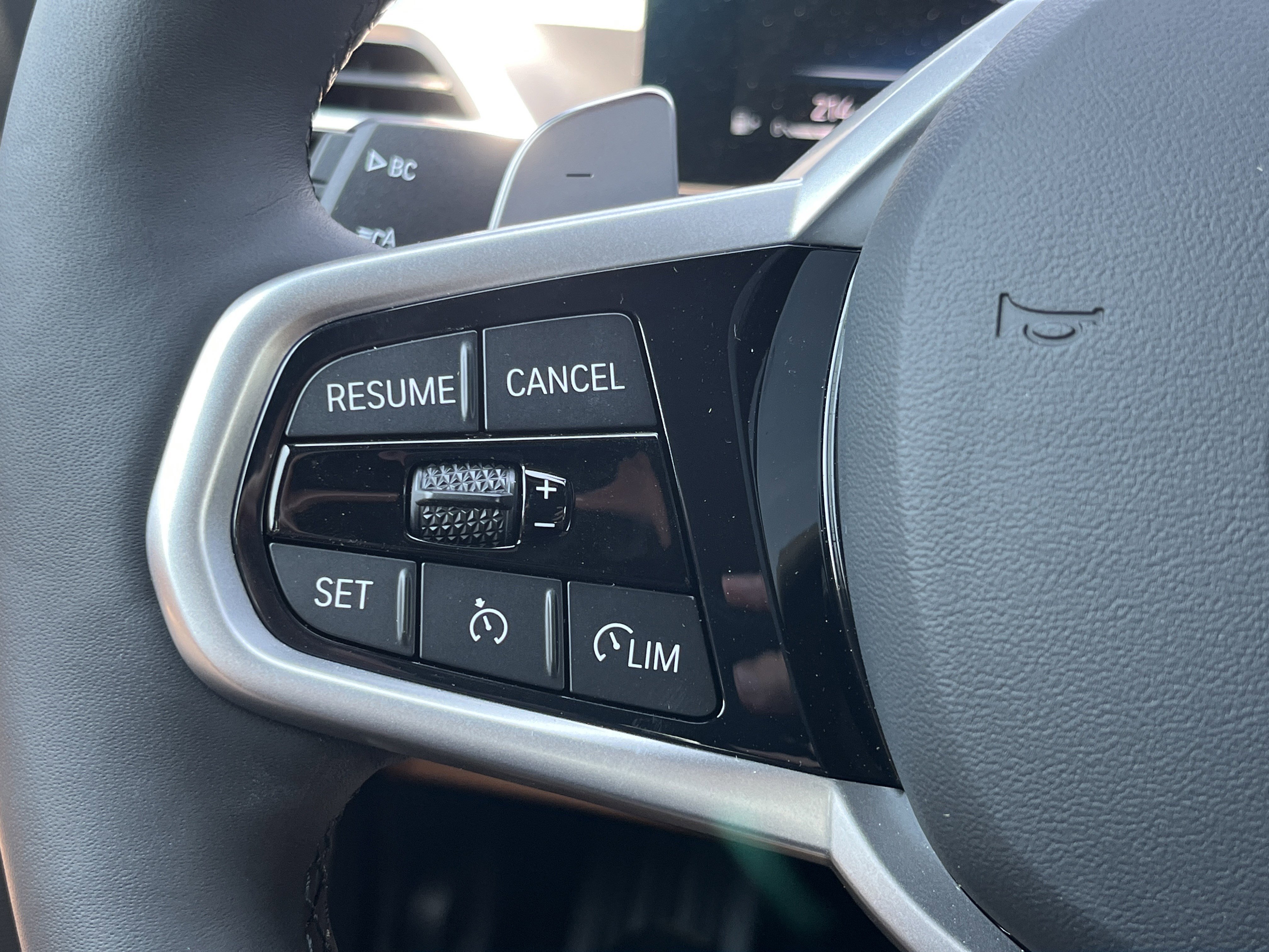 2025 BMW 3 Series 330i - Photo 14