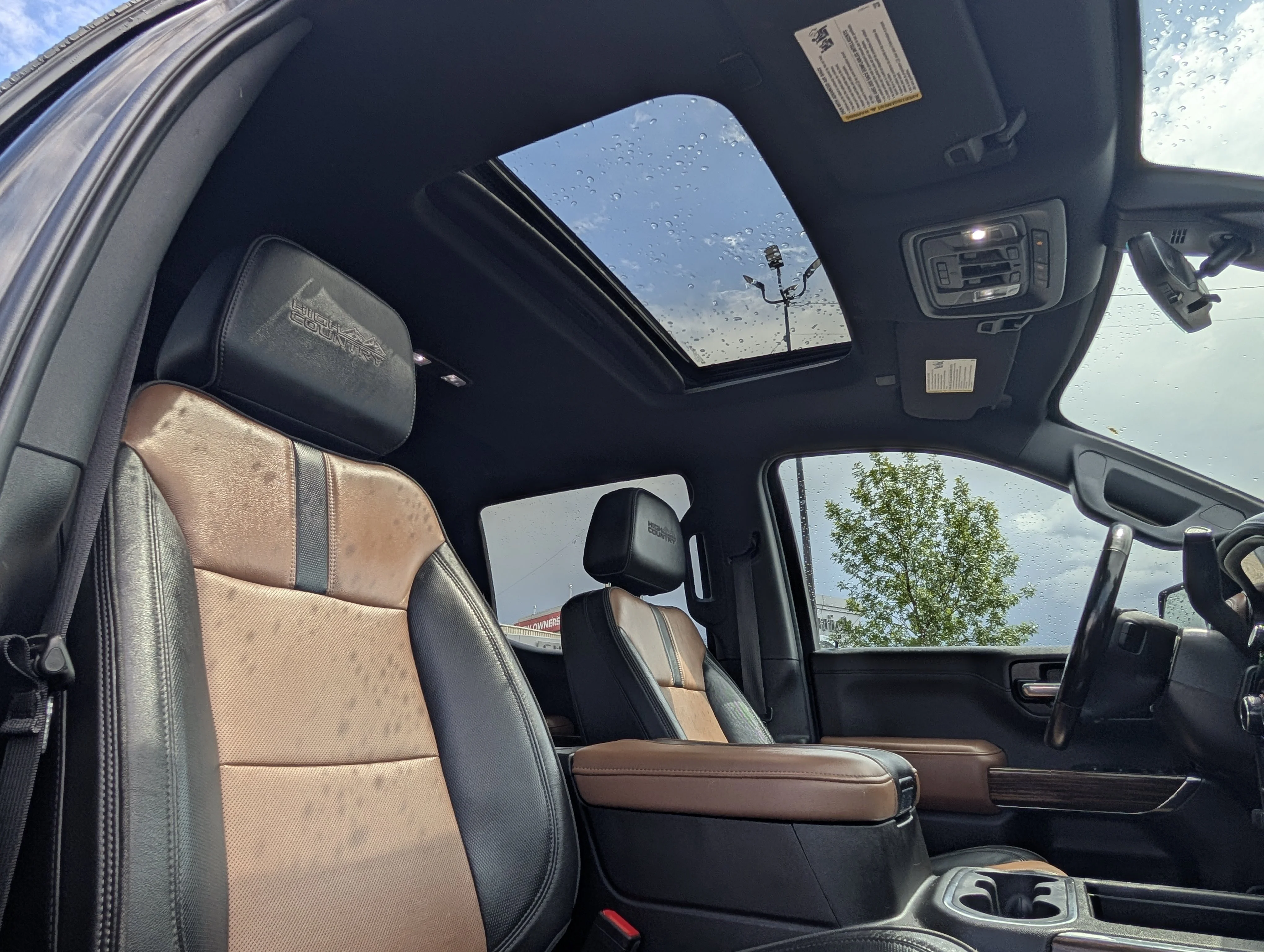 Used 2020 Black Chevrolet High Country image 25