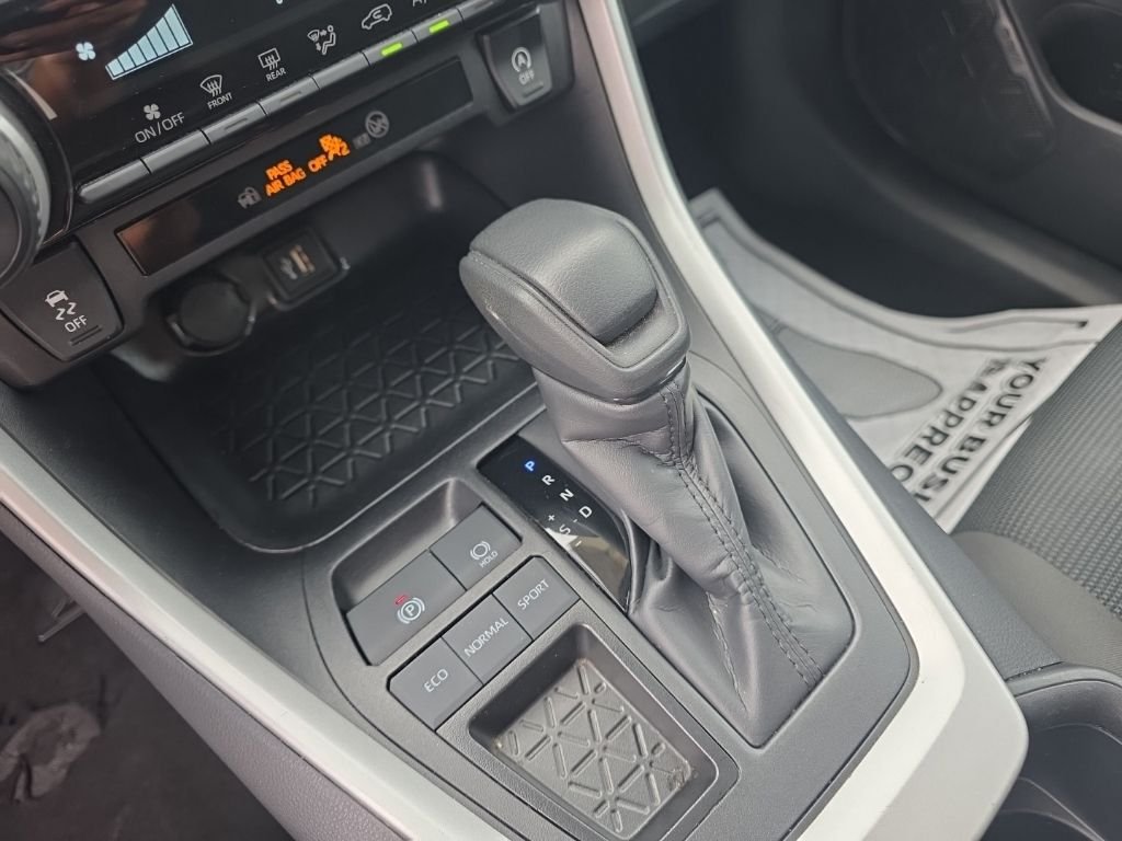 Certified Used 2025 White Toyota LE image 21