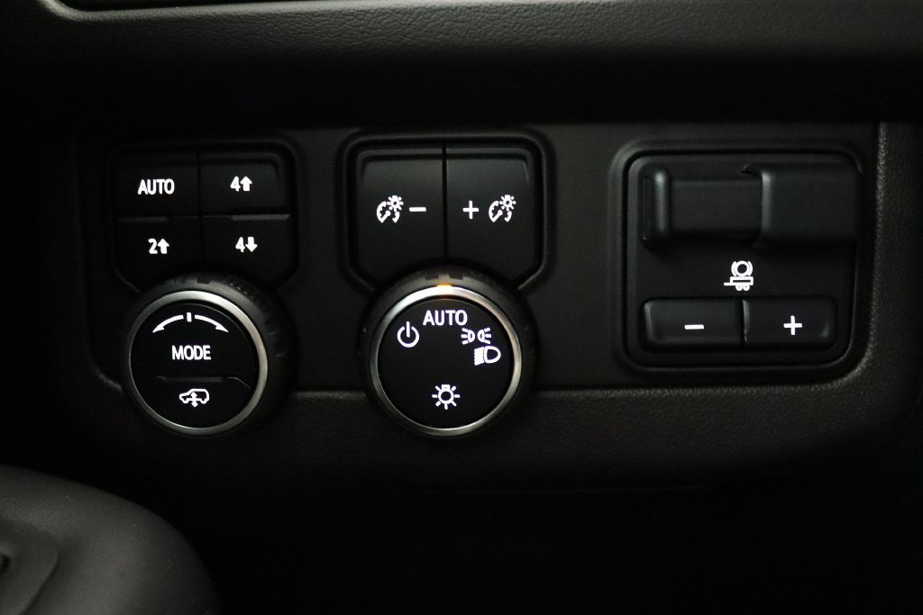 2022 Chevrolet Suburban High Country - Photo 25