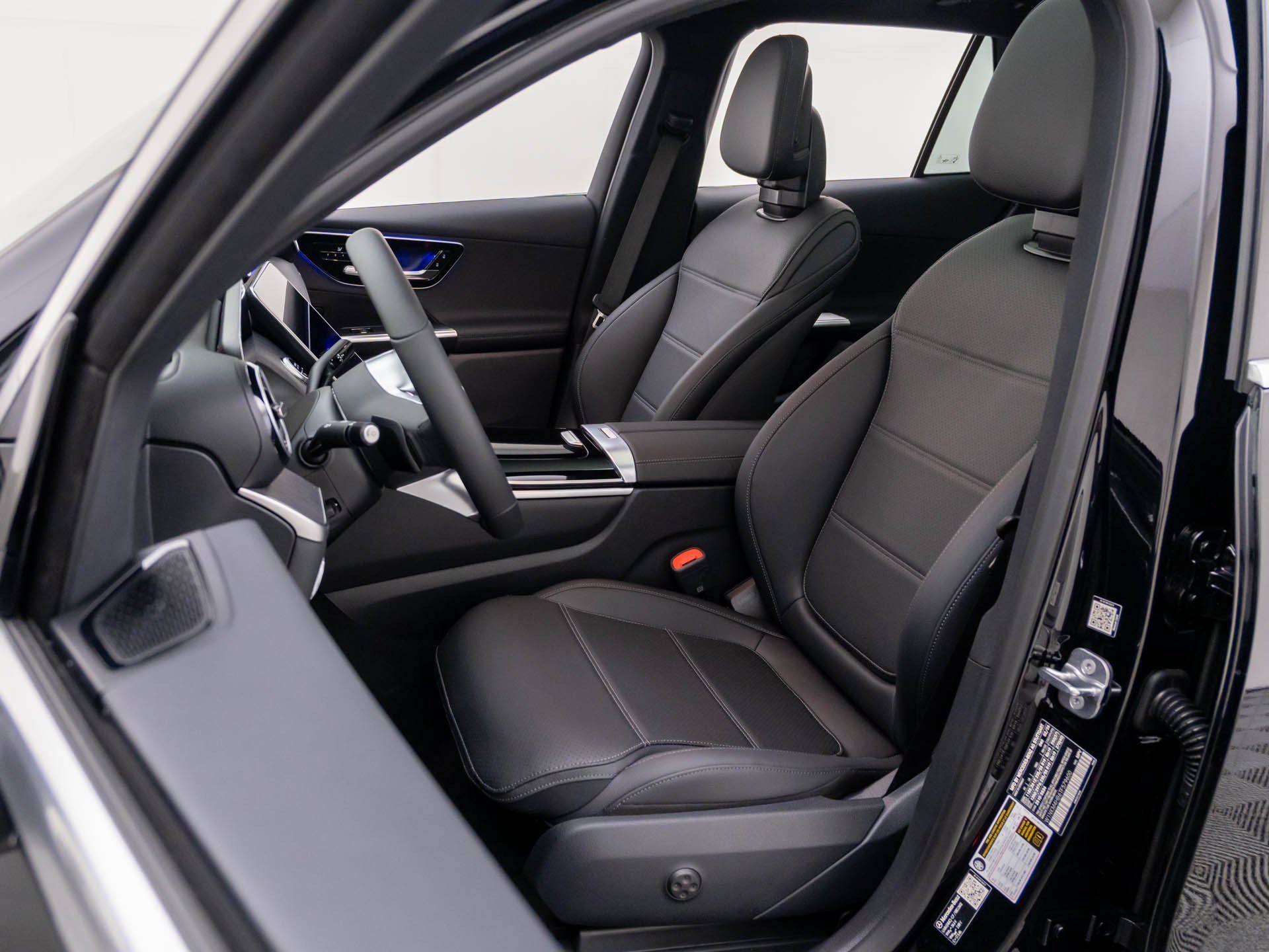 New 2026 Black Mercedes-Benz GLC 300 image 52