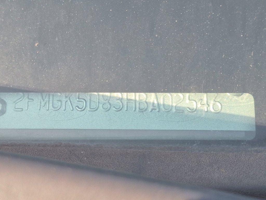 Used 2017 Red Ford Limited image 9