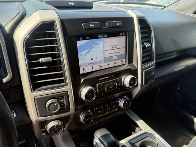Used 2019  Ford  image 23