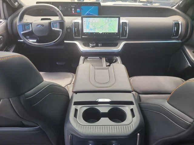New 2025 White Metallic Ford Tremor image 18