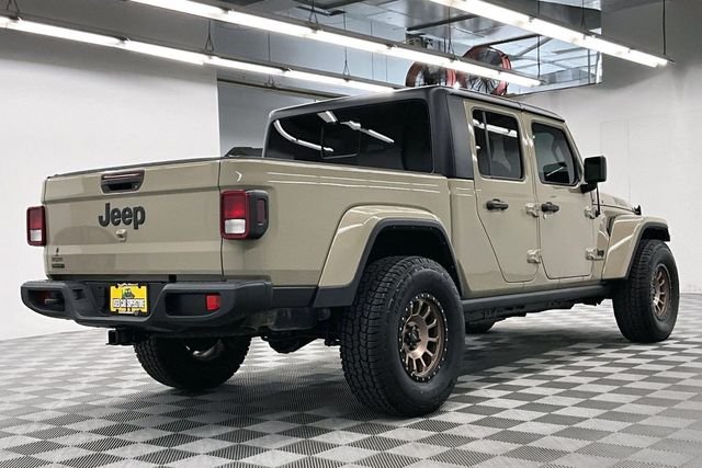 Used 2022 Limited Edition Gobi Clearcoat Jeep Willys image 14