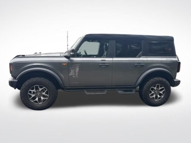 Used 2023 Carbonized Gray Metallic Ford Badlands image 3