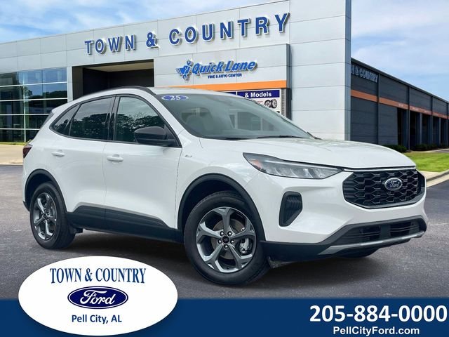 2025 Ford Escape ST-Line AWD's photo