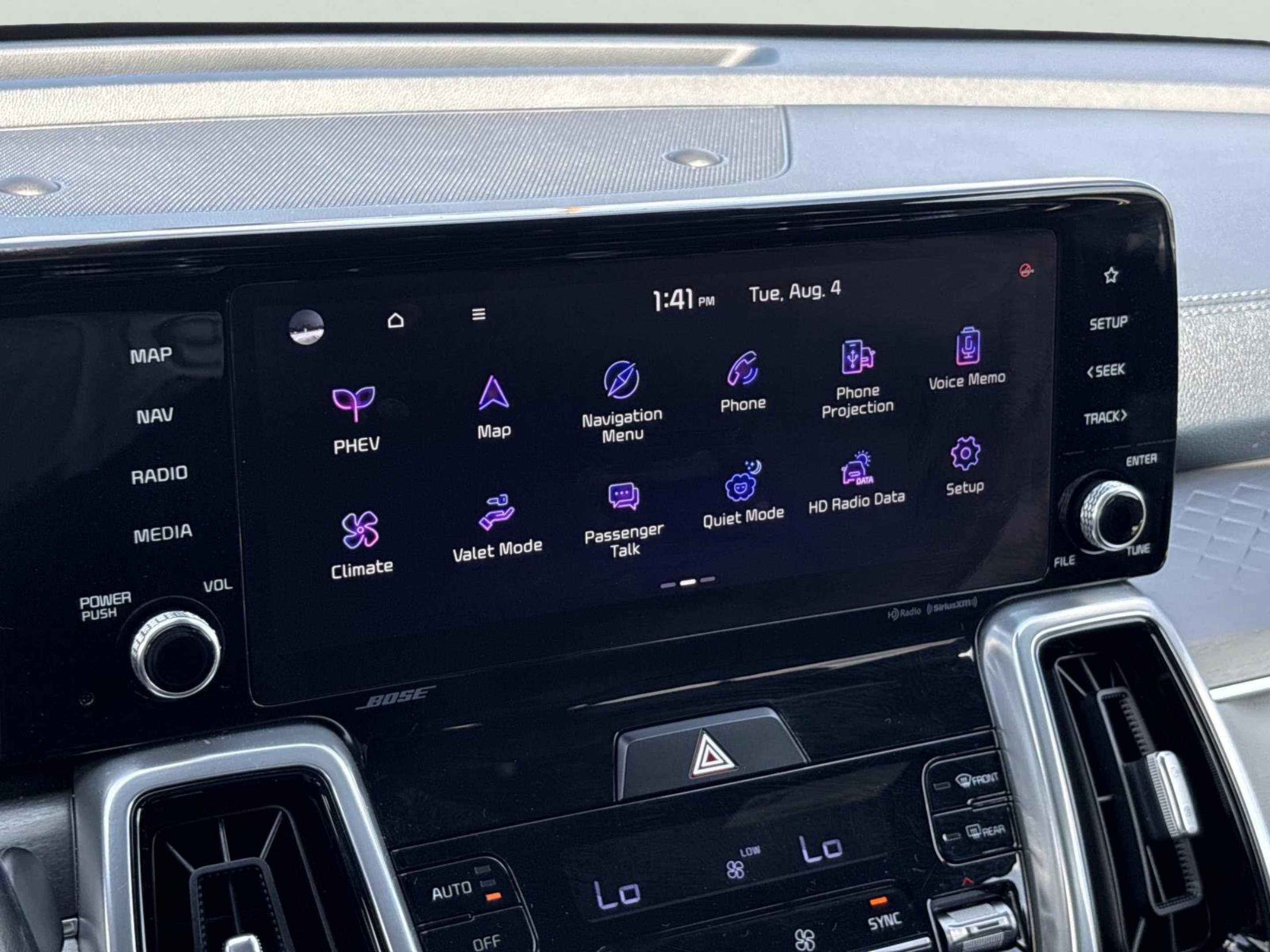 Used 2022 Silky Silver Kia SX Prestige image 29