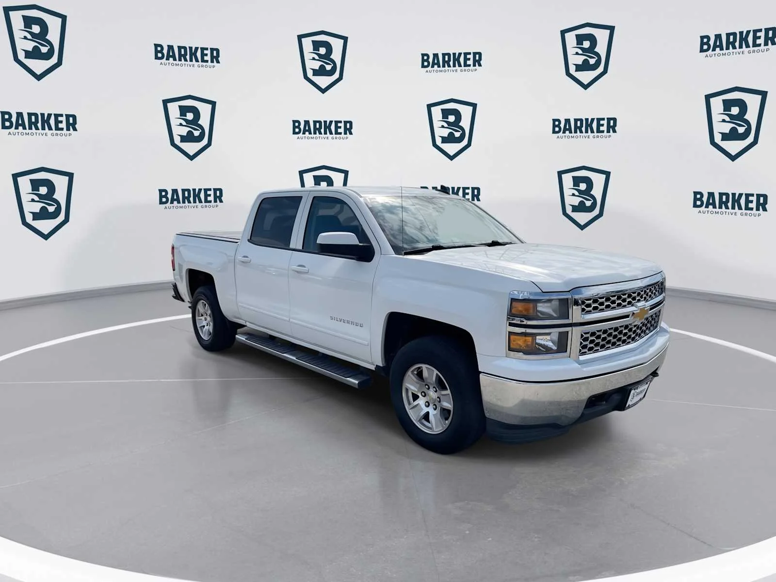 Used 2015 Chevrolet Silverado 1500 LT with VIN 3GCUKREH3FG267491 for sale in Lexington, IL