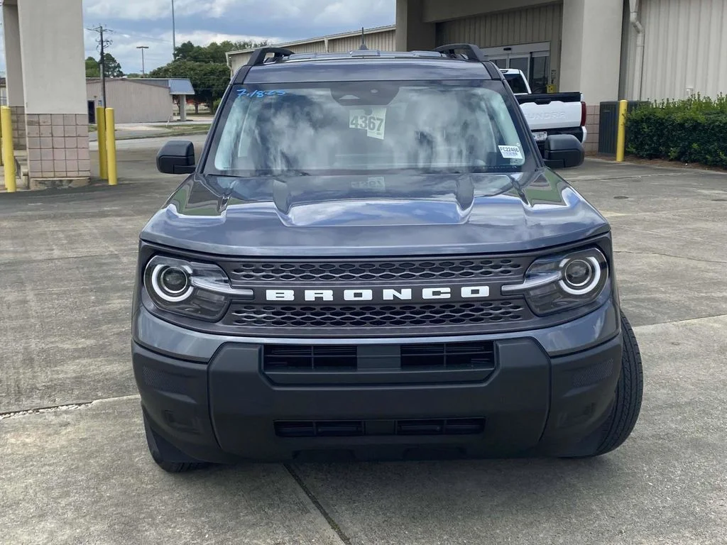 New 2025 Carbonized Gray Metallic Ford Big Bend® image 8