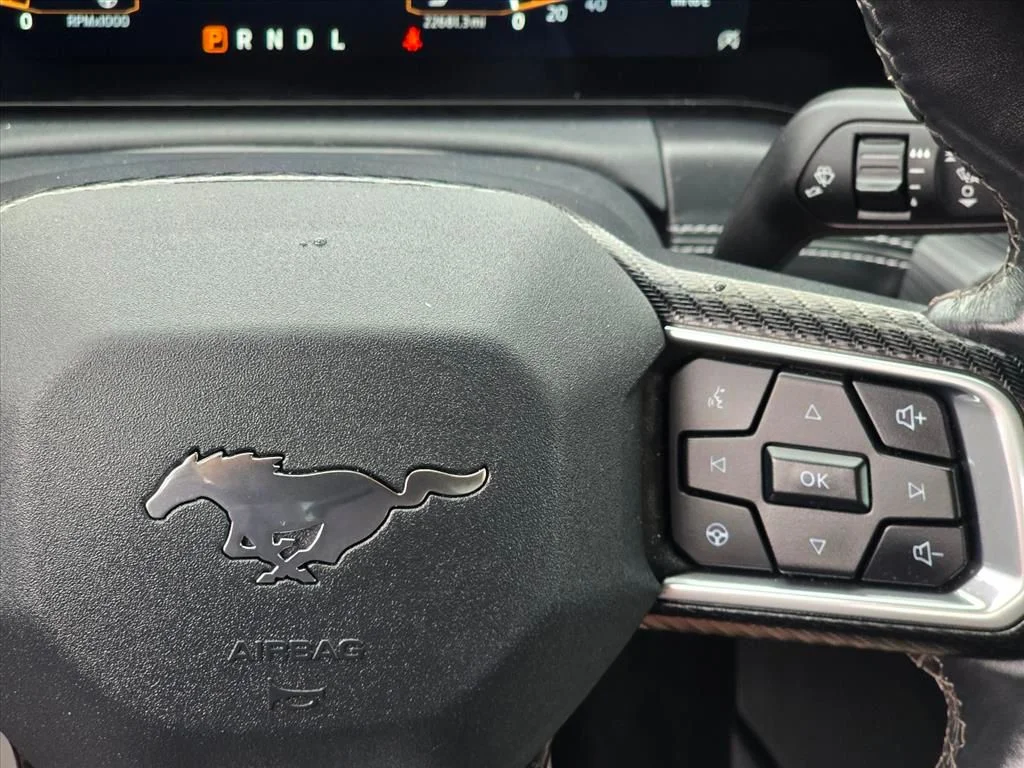 Used 2025 Gray Ford EcoBoost Premium image 17