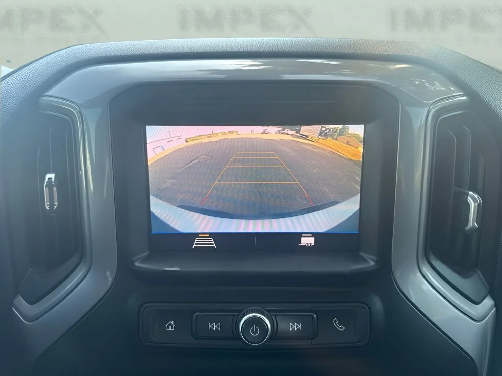 Used 2021 SUMMIT WHITE Chevrolet Custom image 18