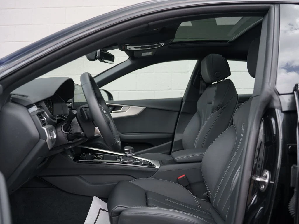 Used 2025 Black Audi 45 S line Premium image 17