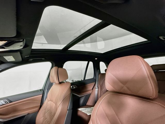New 2026 Gray Metallic BMW xDrive40i image 23