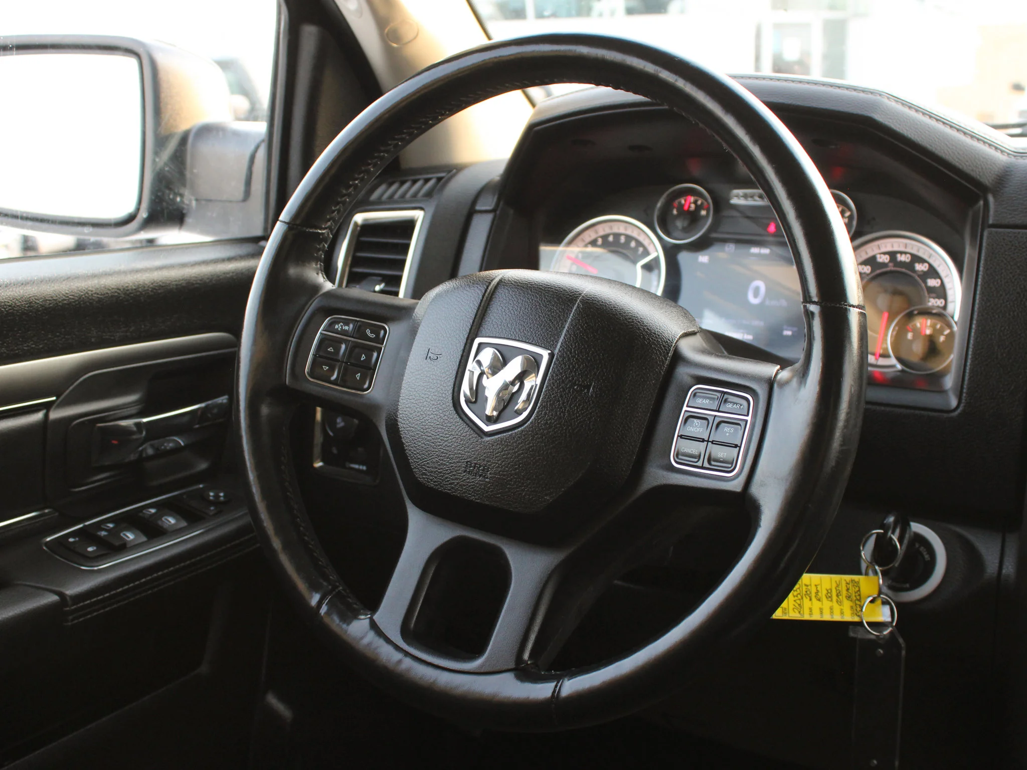 Used 2014 Black RAM Sport * One Owner | HEMI V8 | Heated Seats | Remote Start | Alpine | Mechanic Special image 4