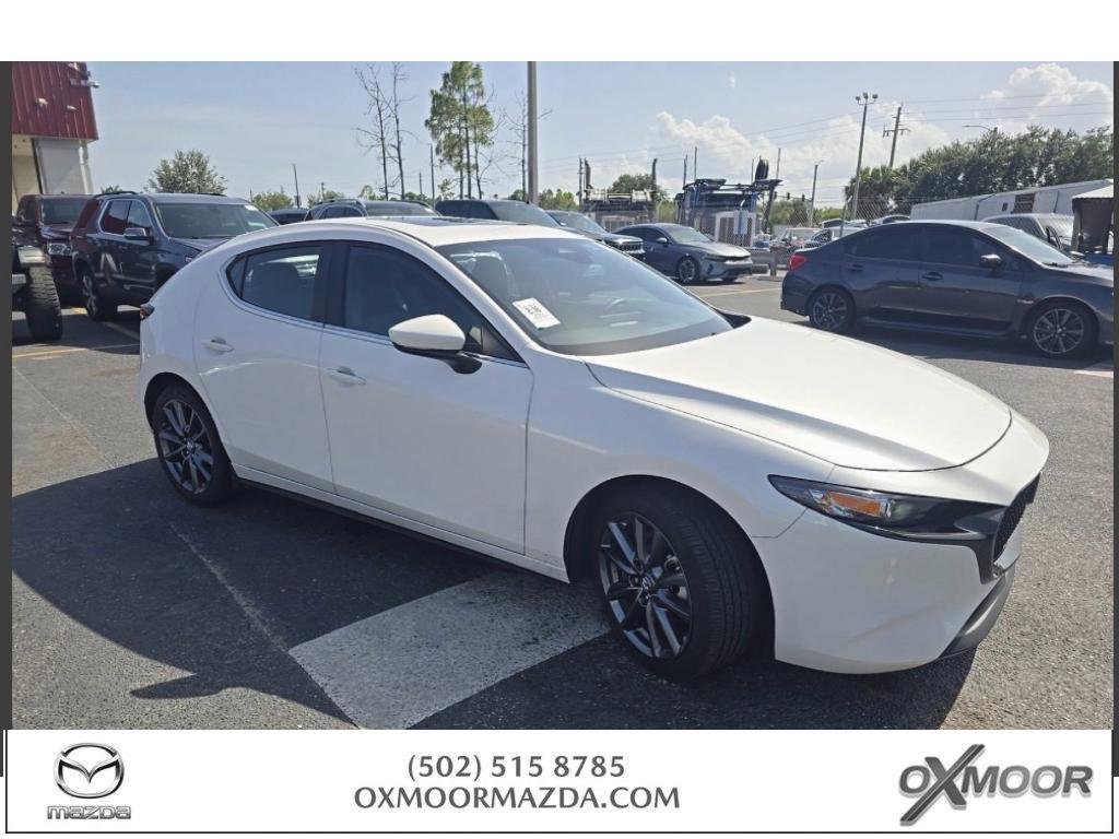 Certified Used 2025 Snowflake White Pearl Mica Mazda 2.5 S Preferred image 1