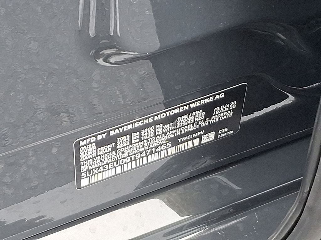 New 2026 Dravit Grey Metallic BMW xDrive50e image 10