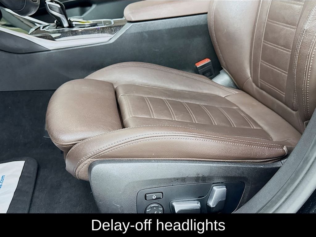 Used 2022 Jet Black BMW 330i xDrive image 25