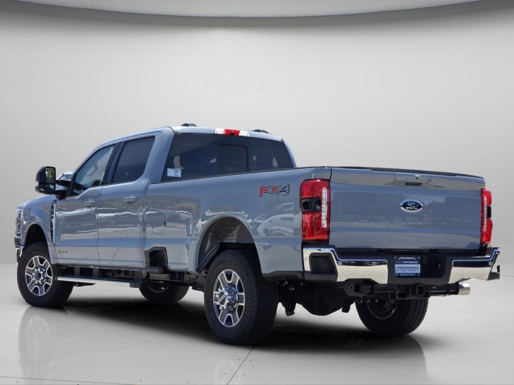 New 2026 Glacier Gray Metallic Tri-Coat Ford F-350® Lariat® image 22