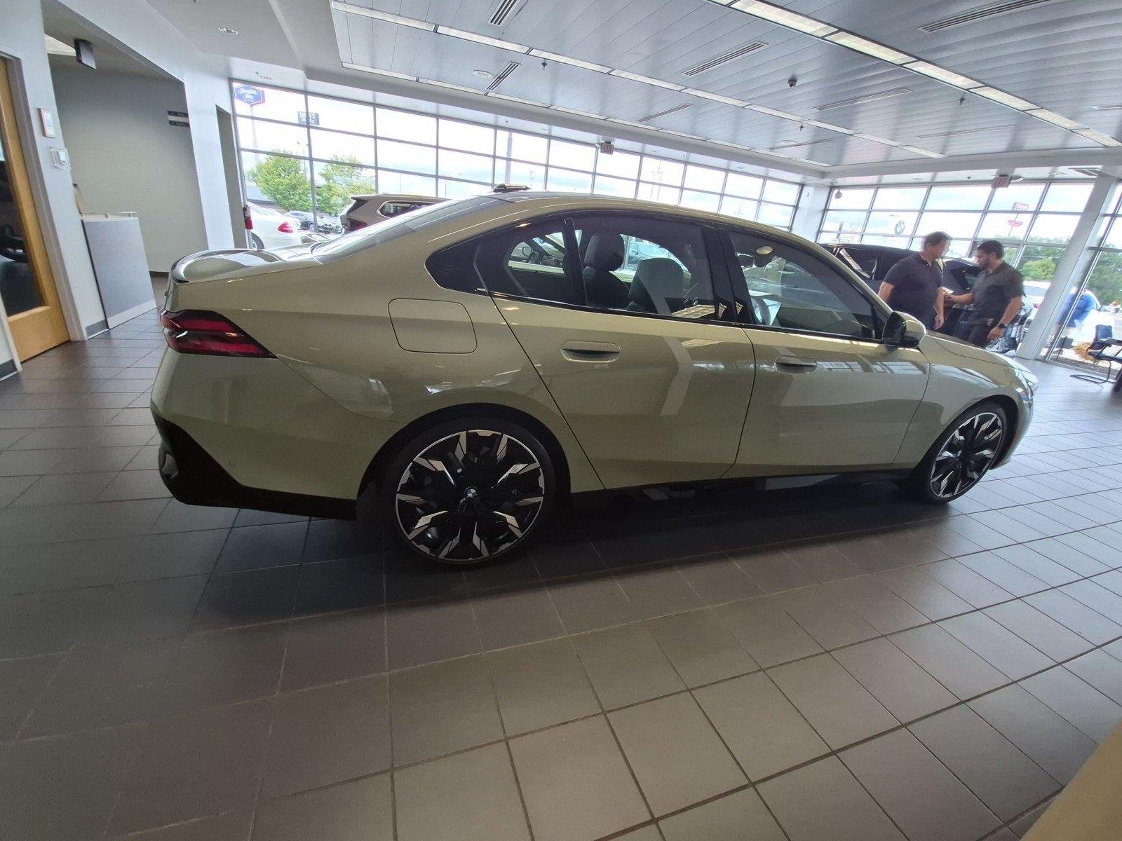 New 2027 Special Order Color BMW 540i xDrive image 6