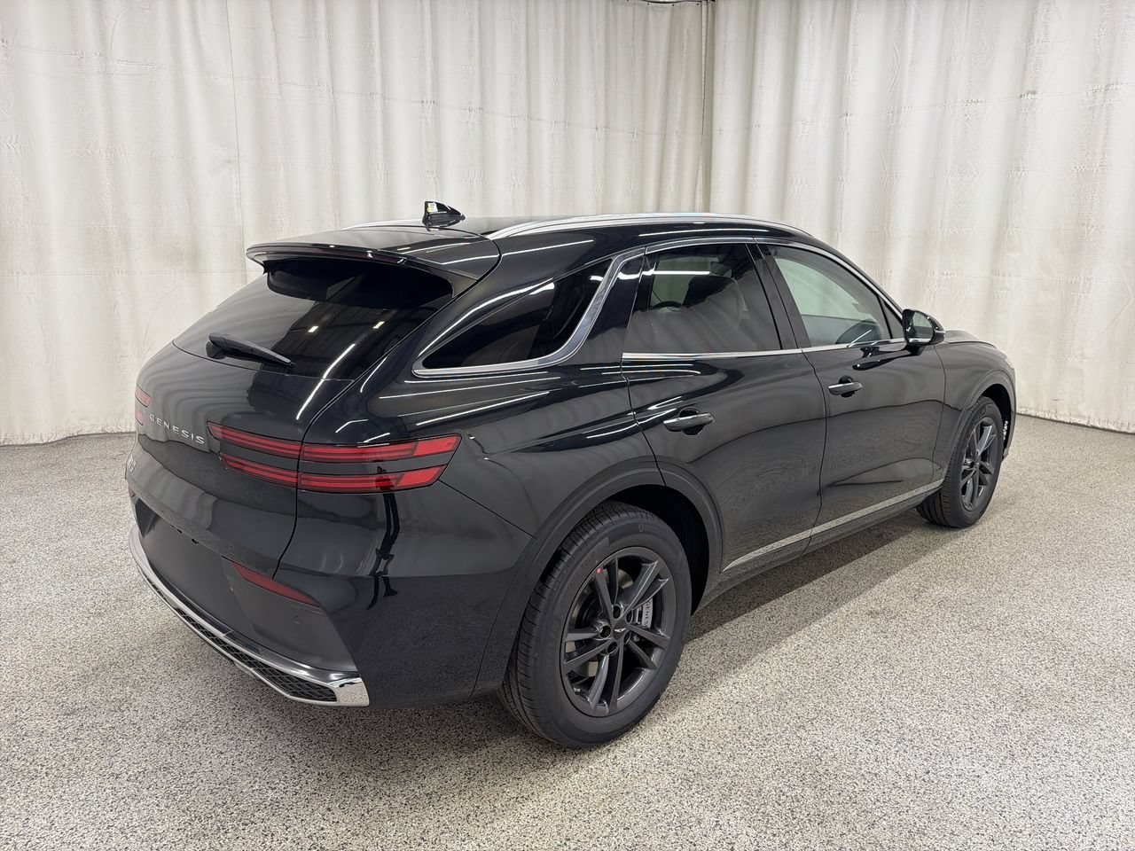 New 2027 Vik Black Genesis 2.5T SELECT image 8