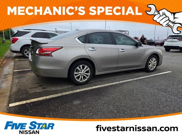 Used 2014 Beige Nissan 2.5 S image 14