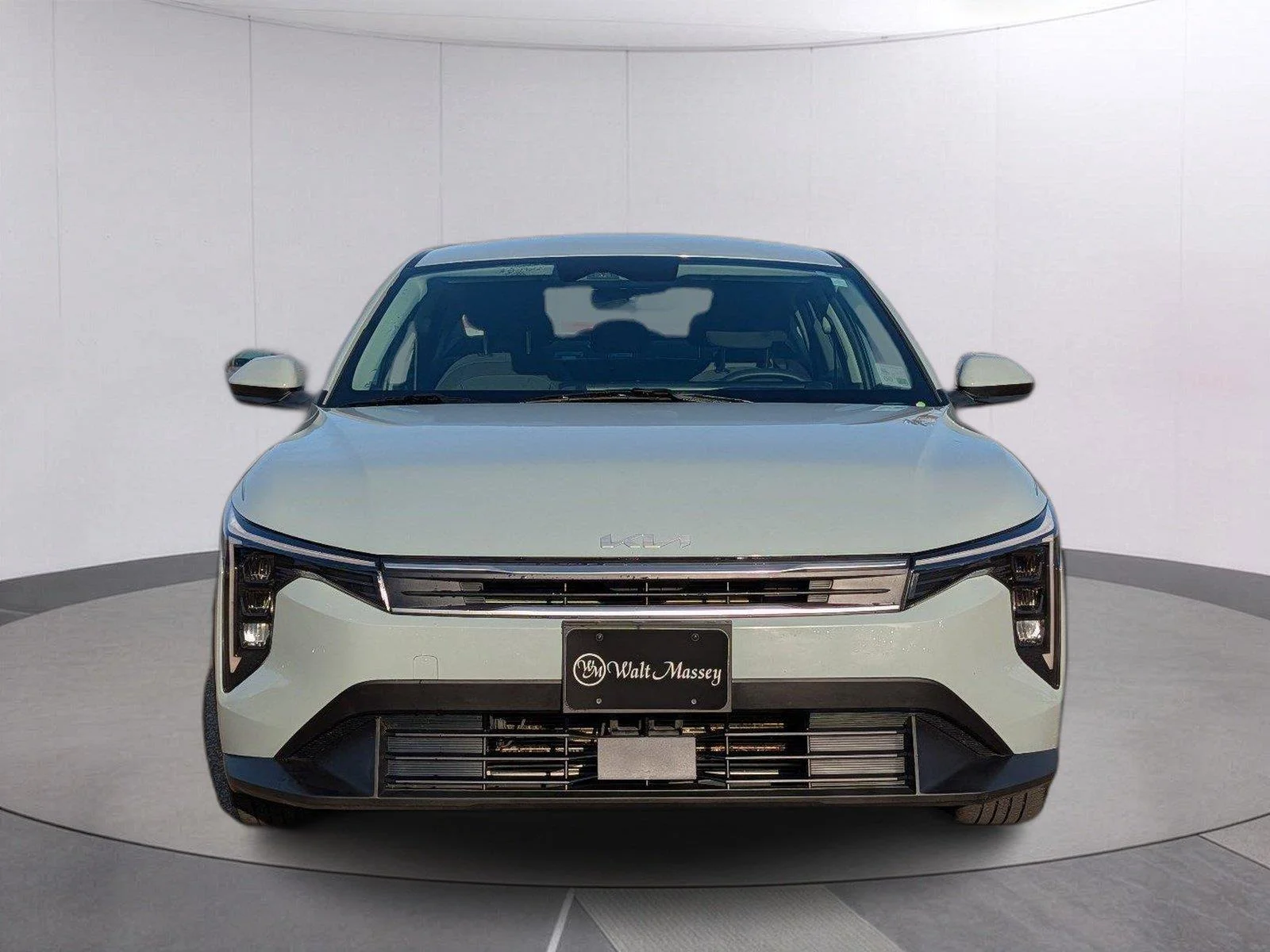 Used 2025 Morning Haze Kia LXS image 4