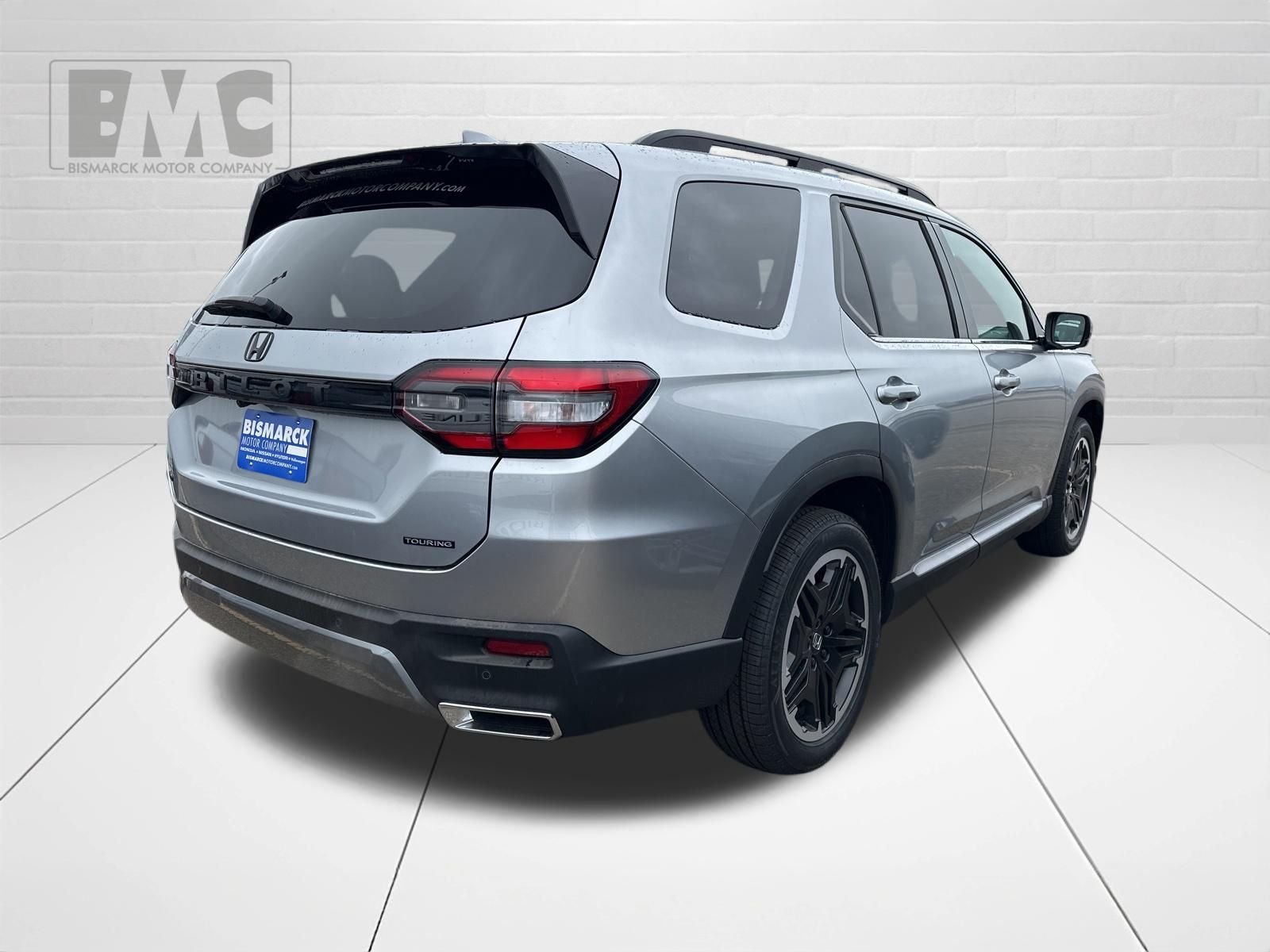 New 2026 Silver Honda Touring image 3