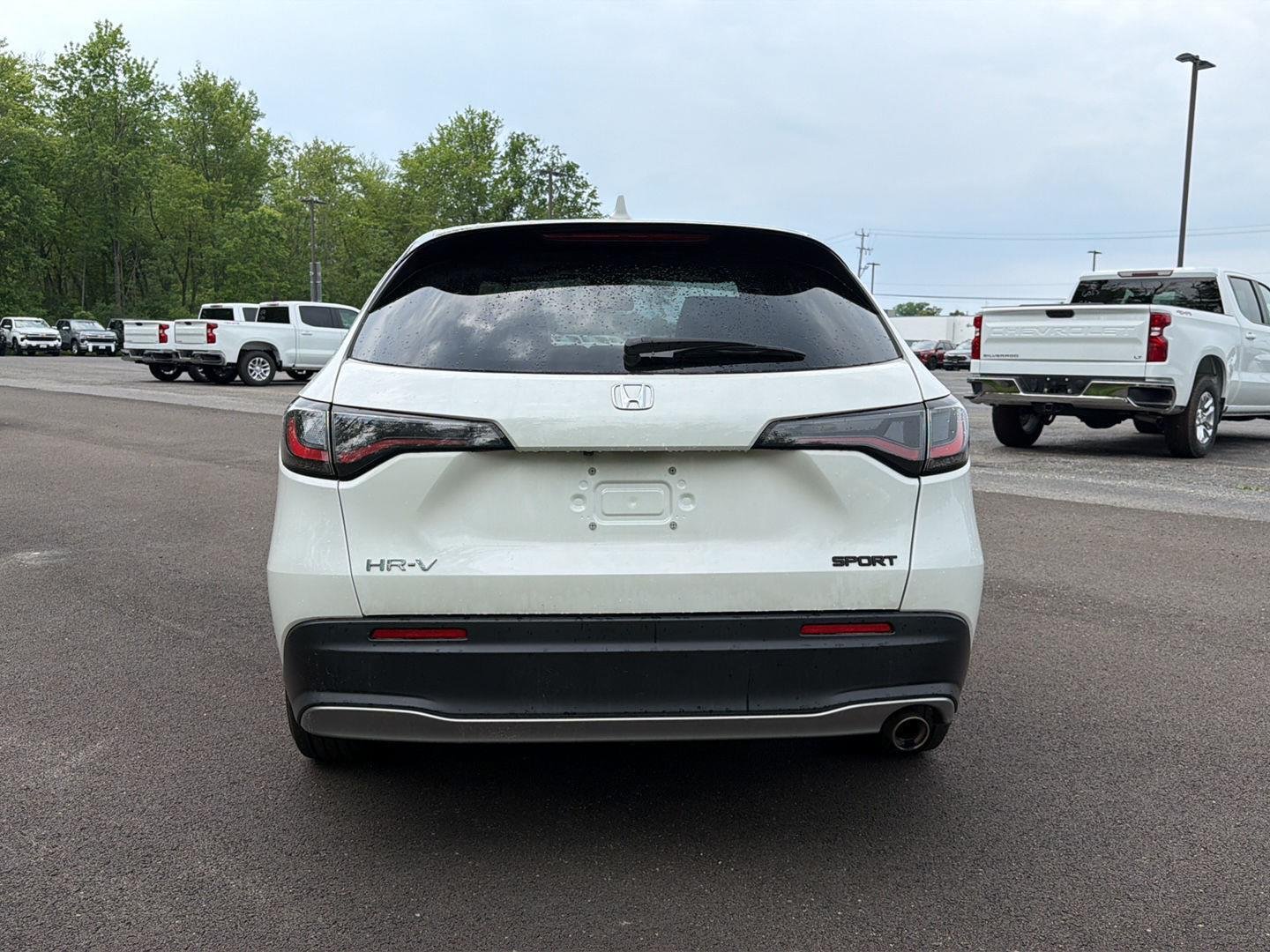 Used 2024 Platinum White Pearl Honda Sport image 12