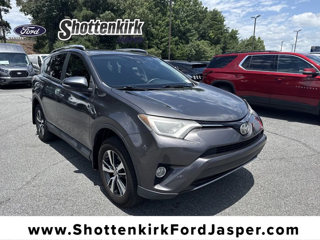 Used 2017 Gray Toyota XLE image 1