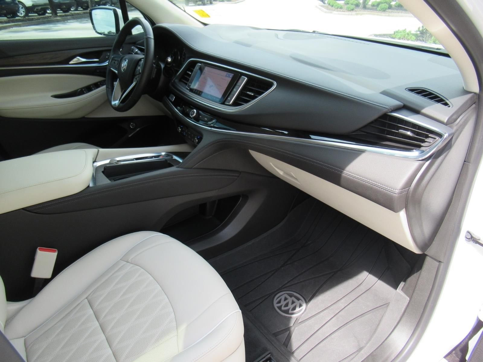 Used 2024 White Buick Avenir image 11
