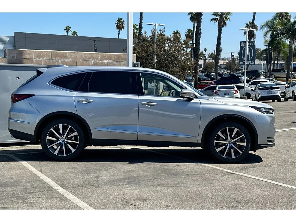 New 2026 Solar Silver Metallic Acura w/Technology Package image 3